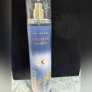 Bath & Body Works Sweater Weather Fragrance Mist- Blue & Gold